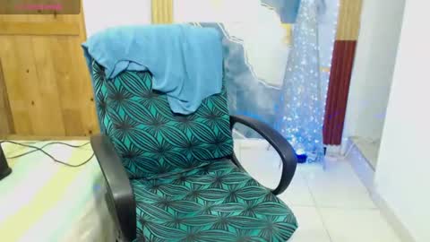 Snapshot of sexyhanny4u chatting on 08-10-26, 05:33 sexyhanny4u online show from 08-10-26, 05:33