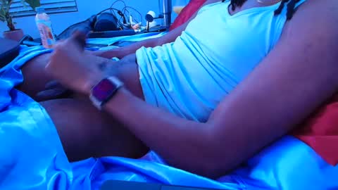 Snapshot of sexyhornyman1993 chatting on 02-24-25, 04:05 sexyhornyman1993 online show from 02-24-25, 04:05