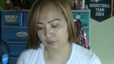 Snapshot of sexyhot_mama4you chatting on 03-10-25, 01:56 sexyhot_mama4you online show from 03-10-25, 01:56