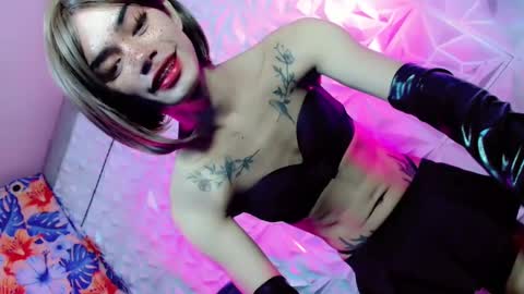 Snapshot of sexyhotbabe18 chatting on 02-28-25, 07:25 sexyhotbabe18 online show from 02-28-25, 07:25