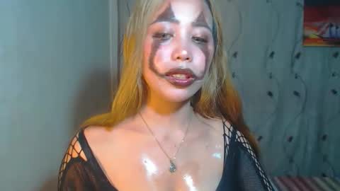 jeanken and jelian online show from 10-31-25, 07:48