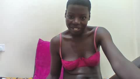 Snapshot of sexyhotgal4 chatting on 07-24-26, 07:06 MARGARET online show from 07-24-26, 07:06