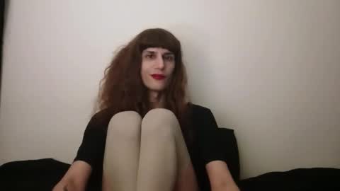 elsathedarlin online show from 10-11-25, 02:22