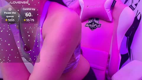 Snapshot of sexyislive chatting on 01-19-25, 05:39 sexyislive online show from 01-19-25, 05:39