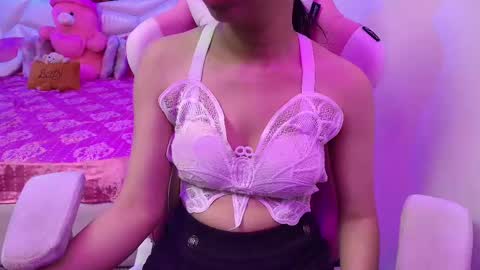 Snapshot of sexyislive chatting on 02-28-25, 05:59 sexyislive online show from 02-28-25, 05:59