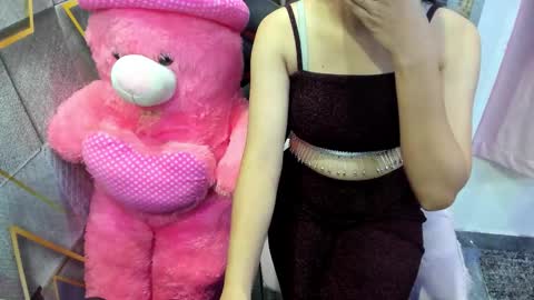 Snapshot of sexyislive chatting on 09-17-25, 12:29 sexyislive online show from 09-17-25, 12:29