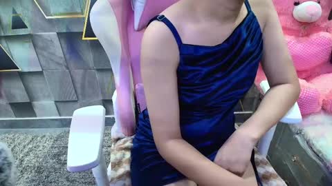 Snapshot of sexyislive chatting on 10-15-25, 12:27 sexyislive online show from 10-15-25, 12:27