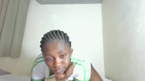 JOAN online show from 11-05-25, 03:23