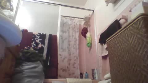 Snapshot of sexyjojo2222 chatting on 02-24-25, 05:00 sexyjojo2222 online show from 02-24-25, 05:00