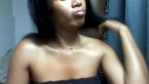 Snapshot of sexylarra12 chatting on 10-23-25, 09:52 sexylarra12 online show from 10-23-25, 09:52