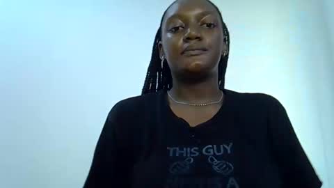 Snapshot of sexyleilah chatting on 10-16-25, 06:47 sexyleilah online show from 10-16-25, 06:47