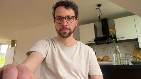 sexyleo8282 online show from 05-18-26, 10:43