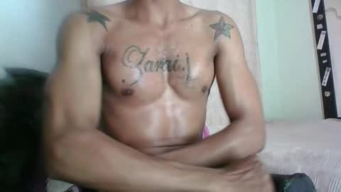 Snapshot of sexyleon69 chatting on 02-17-26, 08:04 Sexy leon online show from 02-17-26, 08:04