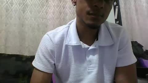 Snapshot of sexyleon69 chatting on 05-17-26, 11:50 Sexy leon online show from 05-17-26, 11:50