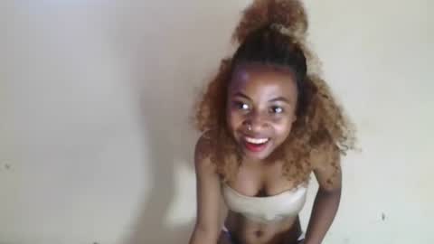 Elania online show from 03-26-26, 06:41