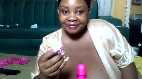 Snapshot of sexylo52 chatting on 05-08-26, 10:26 sexylo52 online show from 05-08-26, 10:26