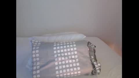 sexyloba  independent model online show from 03-02-25, 07:45