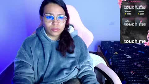 sexyloba  independent model online show from 06-04-26, 11:16
