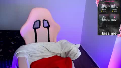 sexyloba  independent model online show from 06-20-26, 03:48