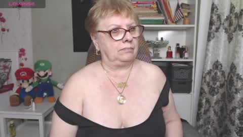 Snapshot of sexylynette4u chatting on 05-05-26, 09:50 sexylynette4u online show from 05-05-26, 09:50