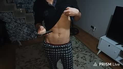 Snapshot of sexymann17 chatting on 08-05-26, 02:47 sexymann17 online show from 08-05-26, 02:47