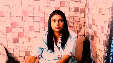 Snapshot of sexymaturemilf01 chatting on 07-14-26, 11:38 sexymaturemilf01 online show from 07-14-26, 11:38
