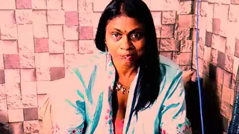 Snapshot of sexymaturemilf01 chatting on 07-14-26, 11:43 sexymaturemilf01 online show from 07-14-26, 11:43