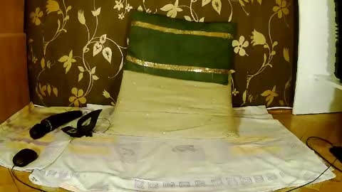 Squirty Maya Gold online show from 04-21-26, 12:45