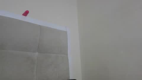 Miss mia online show from 11-26-25, 06:09