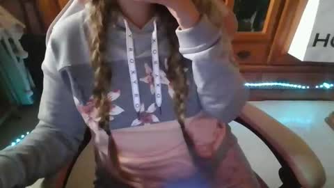 sexymisss24 online show from 11-15-25, 11:07