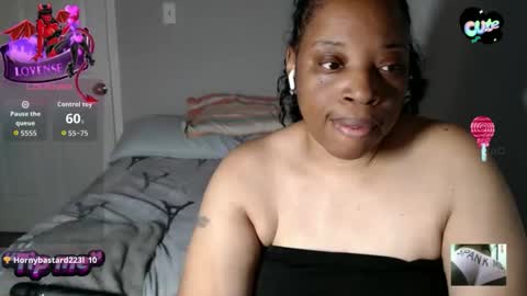 SexyMona online show from 10-31-25, 02:01