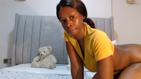 Snapshot of sexymonalisa1 chatting on 07-17-26, 06:31 sexymonalisa1 online show from 07-17-26, 06:31