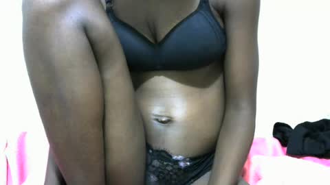 sexynana2001 online show from 06-27-26, 04:39
