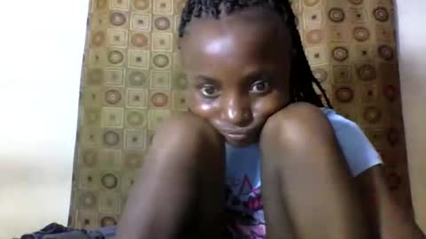 VIVIAN online show from 02-07-25, 06:56