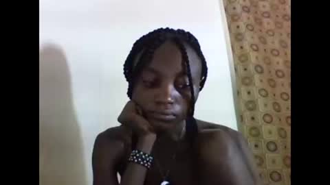 VIVIAN online show from 02-12-25, 06:08