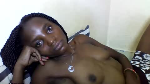 VIVIAN online show from 02-14-25, 09:13