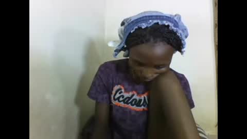 VIVIAN online show from 02-17-25, 07:10