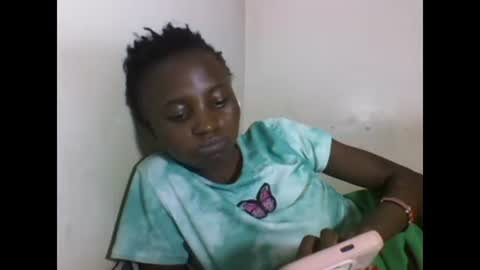 VIVIAN online show from 02-19-25, 07:38