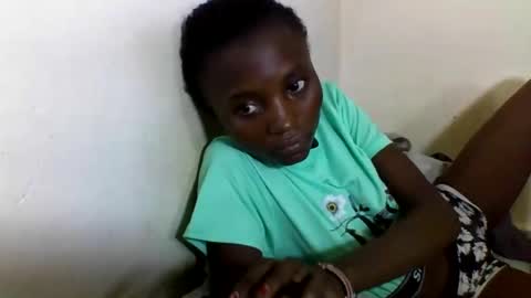 VIVIAN online show from 03-01-25, 07:41