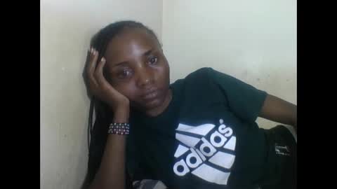 VIVIAN online show from 03-10-25, 05:29