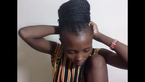 VIVIAN online show from 10-30-25, 08:49