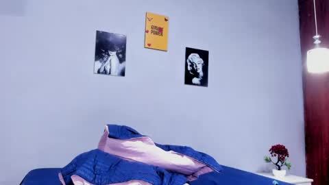 Snapshot of sexynova_93 chatting on 05-27-26, 01:57 sexynova 93 online show from 05-27-26, 01:57