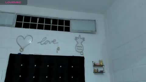 Snapshot of sexynova_93 chatting on 06-05-26, 12:06 sexynova 93 online show from 06-05-26, 12:06