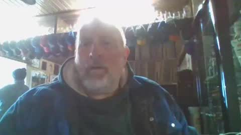 Snapshot of sexyolbear chatting on 12-15-24, 10:39 Grizz Lee Bear online show from 12-15-24, 10:39