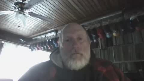 Snapshot of sexyolbear chatting on 01-13-25, 12:13 Grizz Lee Bear online show from 01-13-25, 12:13