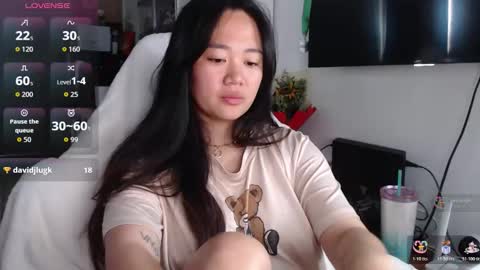 sexypenguin13 online show from 02-23-26, 07:17