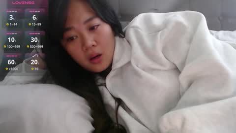 sexypenguin13 online show from 03-04-26, 06:41