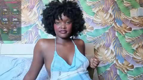 Snapshot of sexypetite_lee chatting on 04-29-26, 01:48 Lee online show from 04-29-26, 01:48