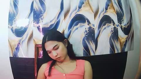 sexypetiteraine online show from 04-25-26, 02:25