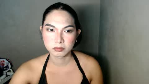 Snapshot of sexypetiteraine chatting on 06-01-26, 02:19 sexypetiteraine online show from 06-01-26, 02:19